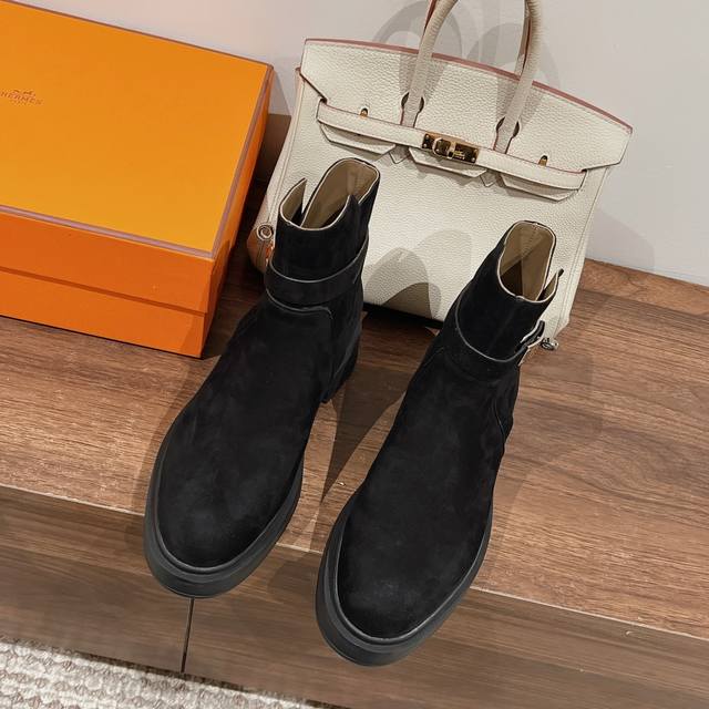 Hermes 爱马仕 Neo及踝靴 秋冬短靴系列 时尚又百搭 超级舒服 每个细节都做到极致 原版定制nappa小牛皮 麂皮 内里羊皮 原版私模kelly纯钢五金
